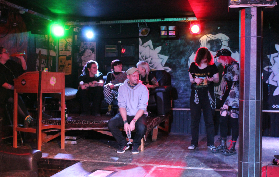 Krippenspiel + Sturm auf den Weihnachtsbaum